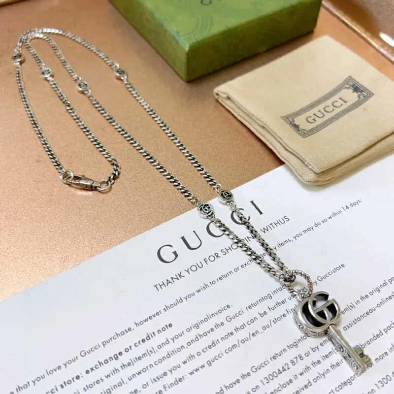 gucci collier s_1261a621